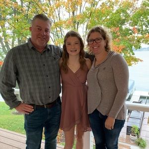 Meet your Posher, Carrie